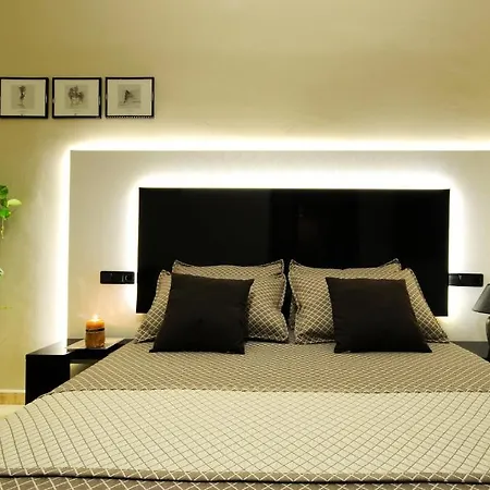 Hotel Montmar Roses Room photo