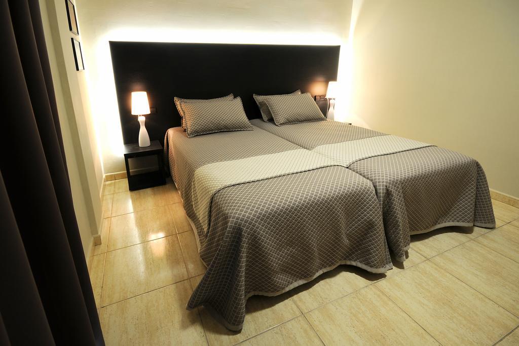 Montmar Hotel