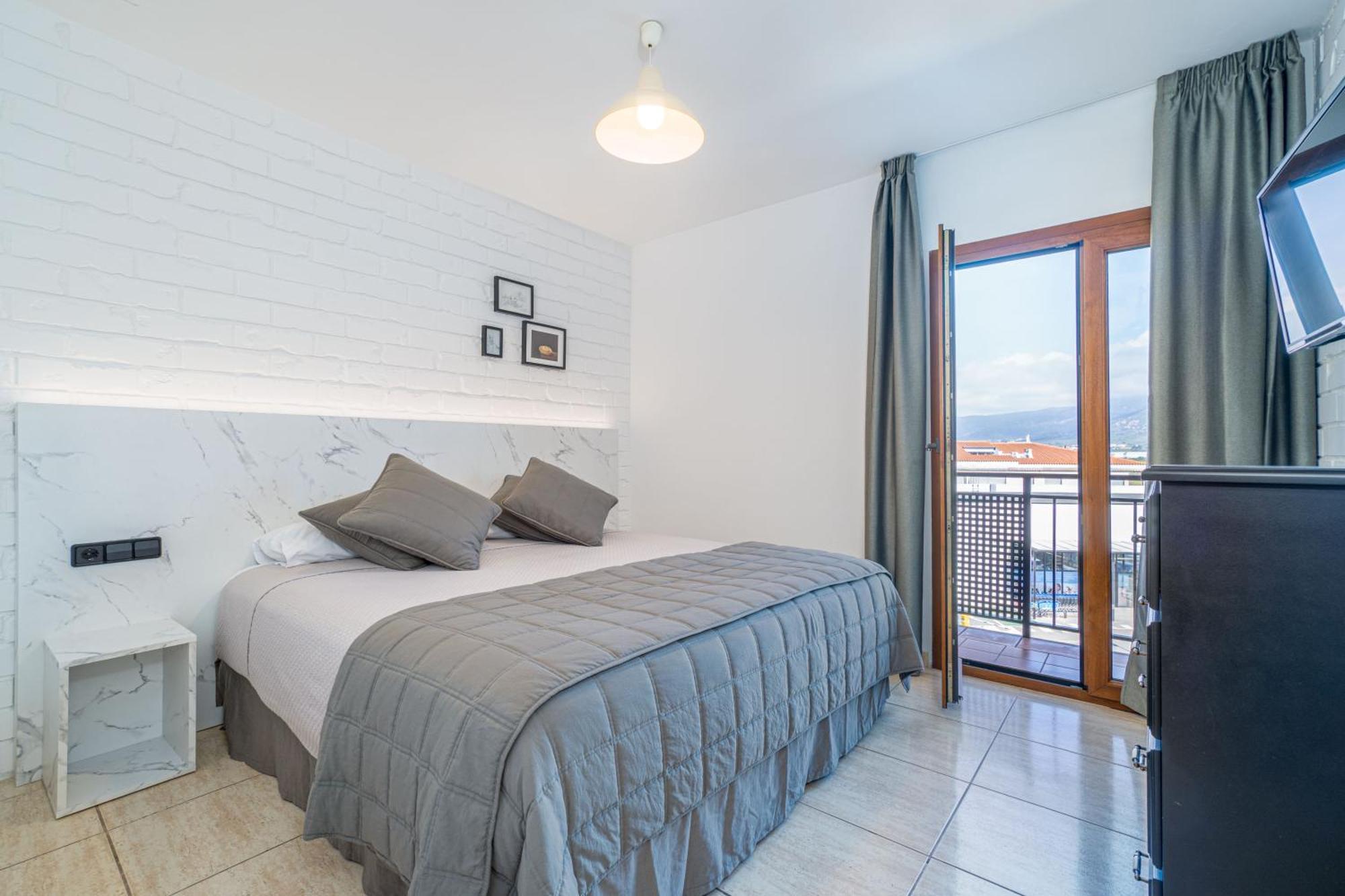 Hotel Montmar