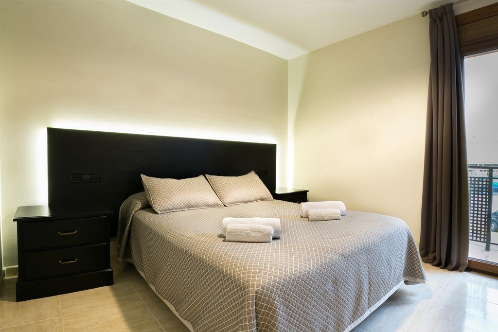 Hotel Montmar 3*